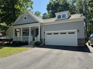 2328 Mermaid Ct, Greenbackville, VA 23356