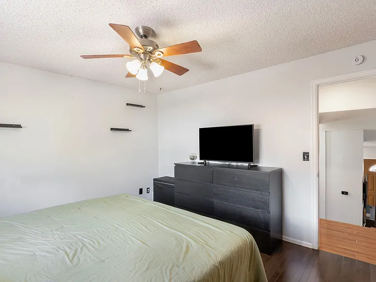 3117 Moonbeam Cir S — Photo 15