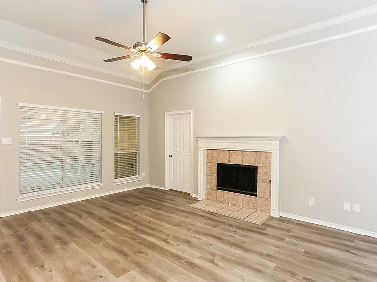 5628 Indian Hill Dr — Photo 4