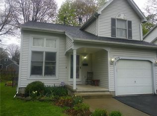 373 Estall Rd, Rochester, NY 14616