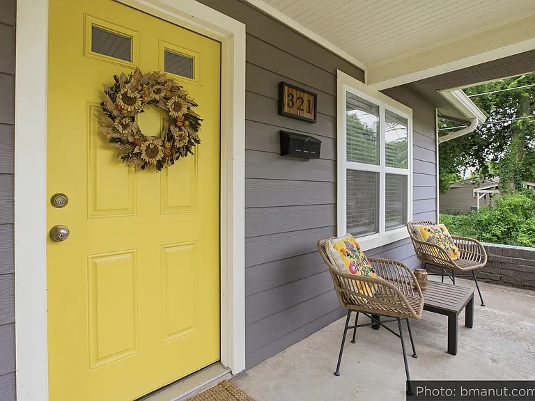 321 N Xenophon Ave — Photo 5