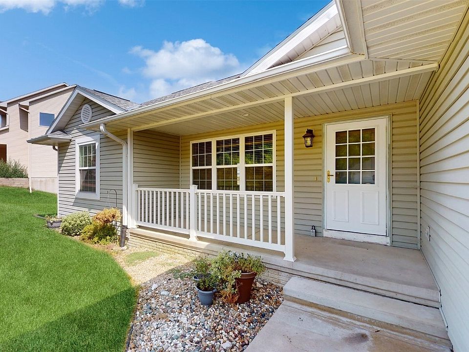 130 Maple St SW, Swisher, IA 52338 Zillow