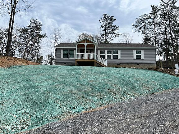 3rd image of 3616 Plaza Way