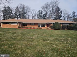 28 W Church Rd, Lawrence Township, NJ 08648