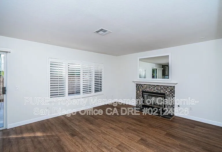 724 Whispering Trails Dr — Photo 7