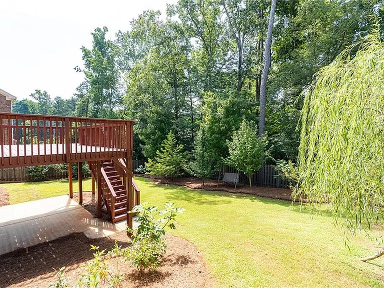 1290 Redbud Dr — Photo 28