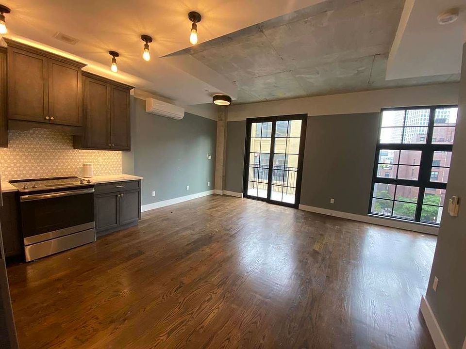 1st image of 187 Kent Ave #520B