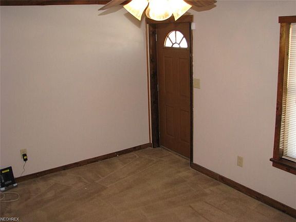 4th image of 5107 E 117th St