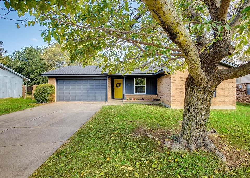 1st image of 3413 Briercliff Dr