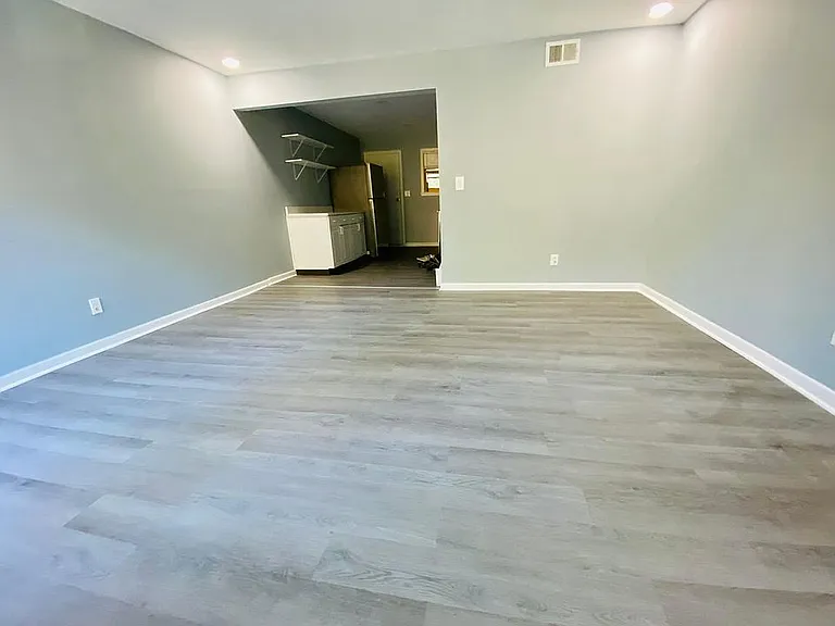 564 Springwoods Dr #1 — Photo 3