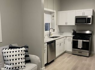 1824 W 22nd Pl #1R, Chicago, IL 60608