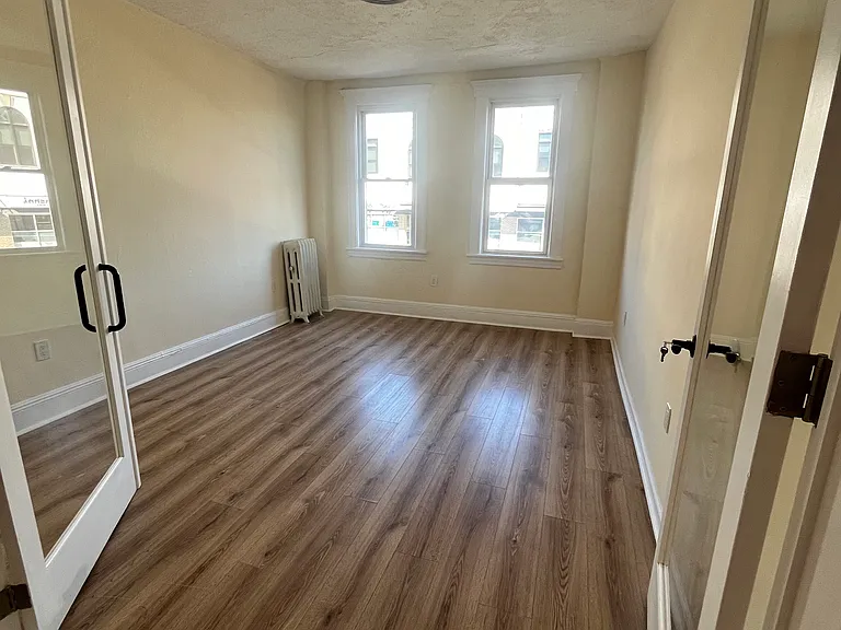 344 Bloomfield Ave #2 — Photo 5