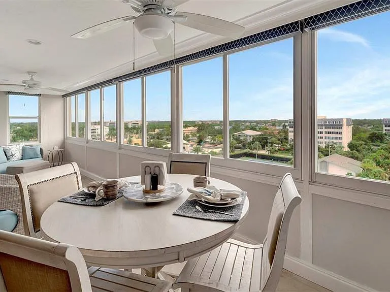 1125 W Peppertree Dr #705 — Photo 13
