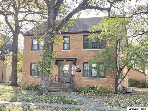 321 E State St, Mason City, IA 50401