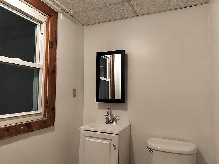 64 Chestnut Ave — Photo 3