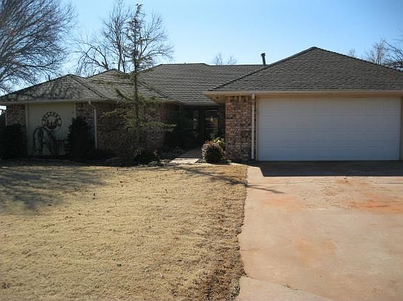 1st image of 306 Grissom Dr