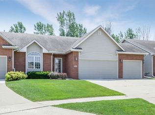 1930 SE Ashleaf Cir, Waukee, IA 50263