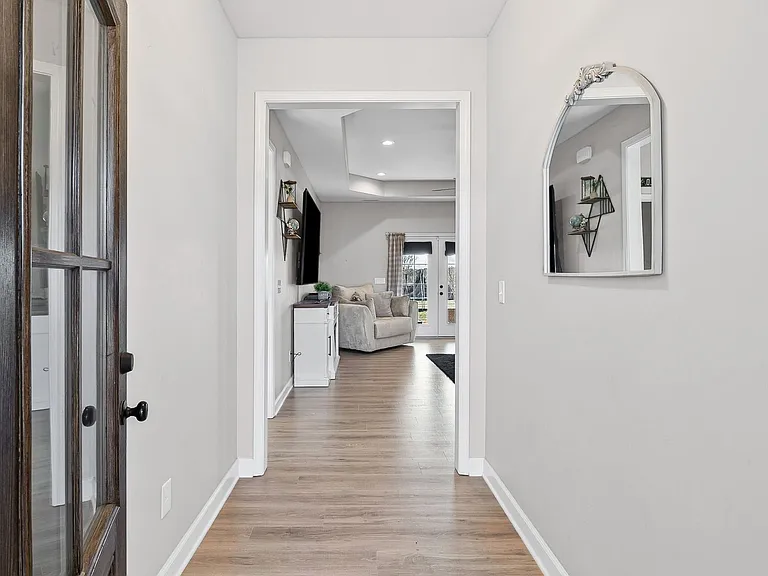 1819 Lexington Ave — Photo 3