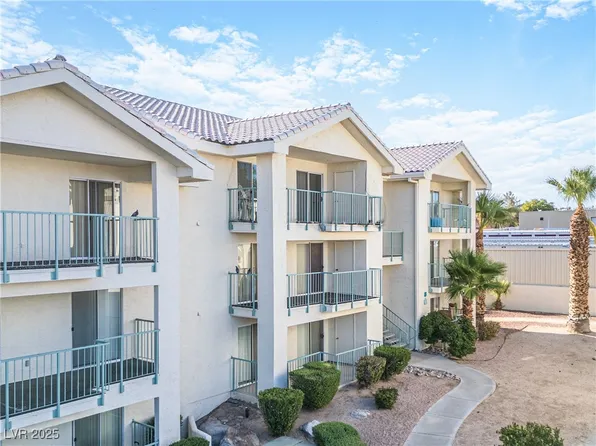3550 Bay Sands Dr APT 3061, Laughlin, NV 89029