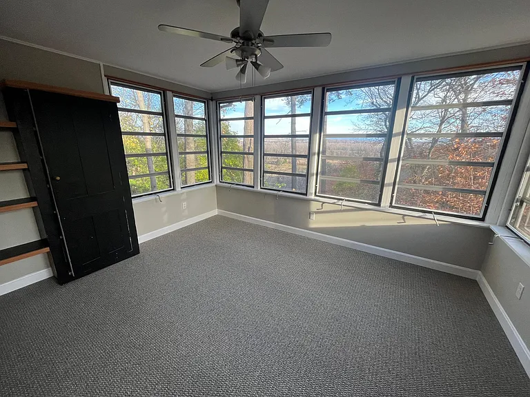 36 Rivermount Ter #A — Photo 13