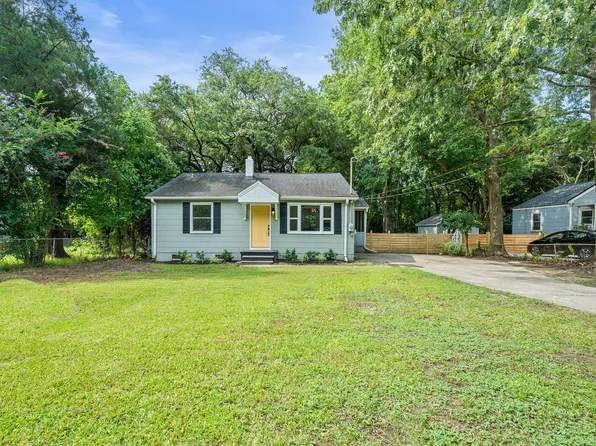 1343 S Lakeland Dr, North Charleston, SC 29406