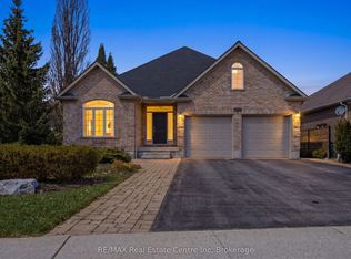102 Kortright Rd E, Guelph, ON