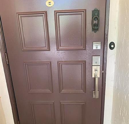 2nd image of 9298 Sabal Ridge Cir #B