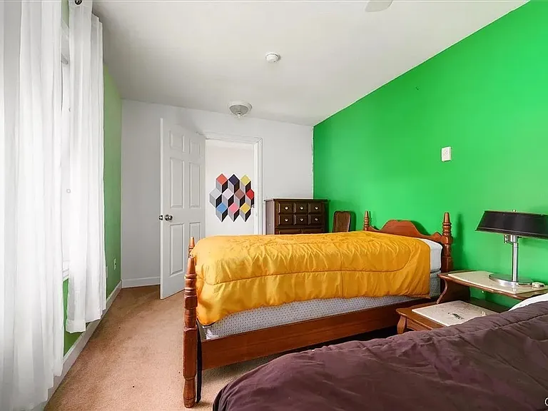 6126 Lowell Rd — Photo 8