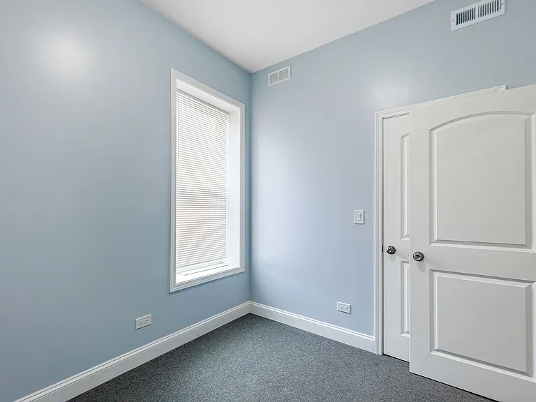 6433 S Vernon Ave #1 — Photo 10