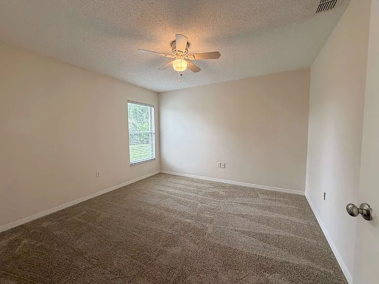 10297 Hemlock St — Photo 11