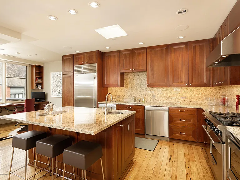 102 Founders Pl #301 — Photo 9