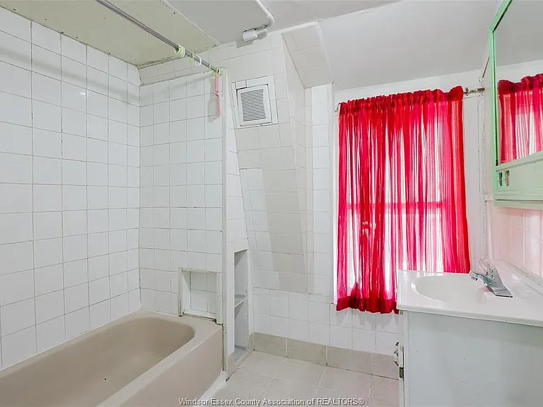 361 Josephine Ave — Photo 21