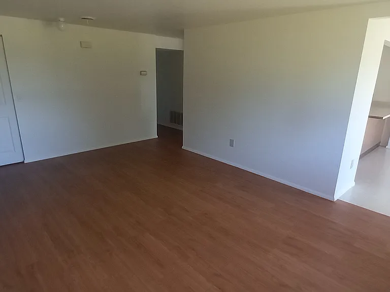 26393 Lynn Cir — Photo 5