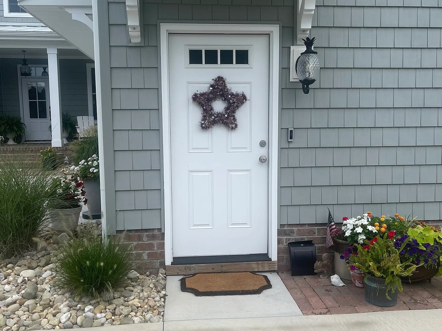 1 bed, 800 sqft, $2,100 — Photo 2
