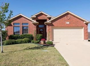 1921 Frosted Willow Ln, Fort Worth, TX 76177