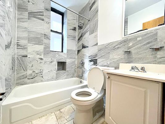 5th image of 360 E 50th St #12