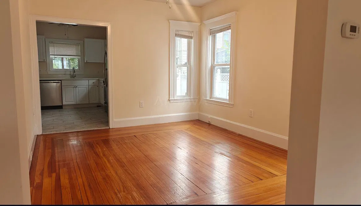 2 bed, $2,700 — Photo 3