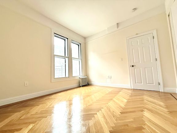 3rd image of 48 W 73rd St APT 2B