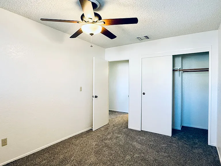 247 E Upjohn Ave — Photo 18