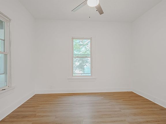 5th image of 804 N Walnut St