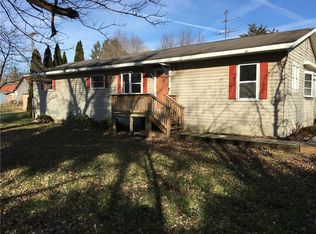 104 S East St, Carthage, IN 46115