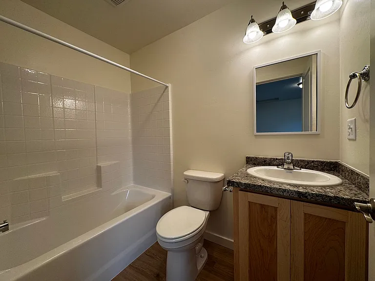 3216 California St — Photo 10