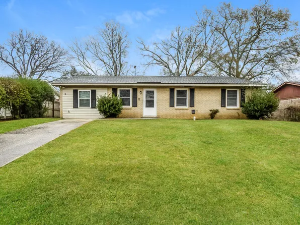 6 Middlesex Ave, Goose Creek, SC 29445