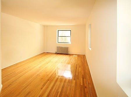 2nd image of 15038 Union Tpke APT 3J