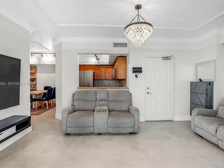 1723 SW 2nd Ave #607 — Photo 9
