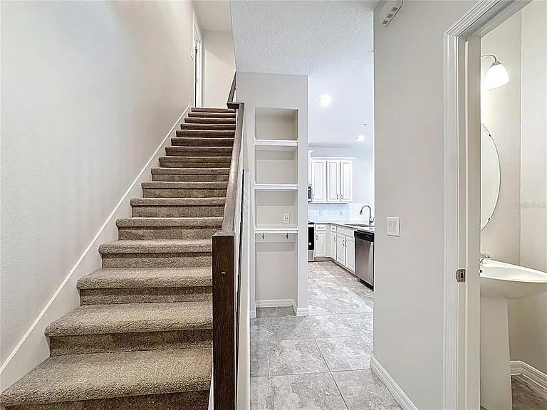 10141 Greenstone Ridge St — Photo 17