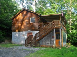 215 Heartland Ln, Burnsville, NC 28714