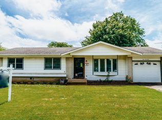 117 Clearmont Dr, Elk Grove Village, IL 60007