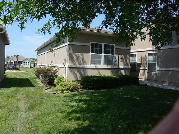 2nd image of 2624 NE Sonora Valley Dr