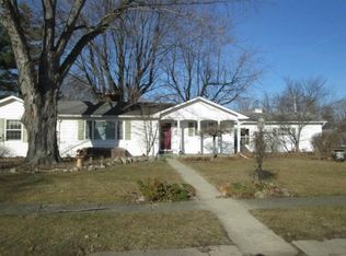 403 S Shumaker Dr, Bremen, IN 46506